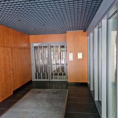 Center Zwierzyniecka Centrum, Targi, Mtp 24h Self Check-in, Parking Познань