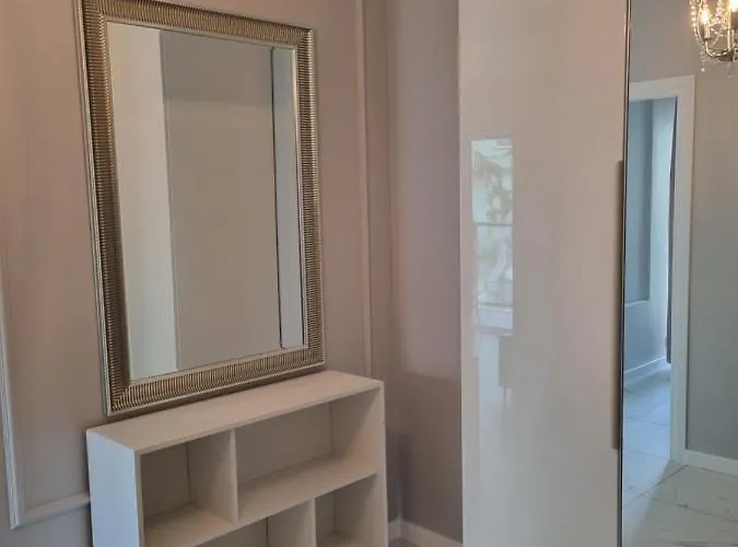 Center Zwierzyniecka Centrum, Targi, Mtp 24h Self Check-in, Parking Apartment