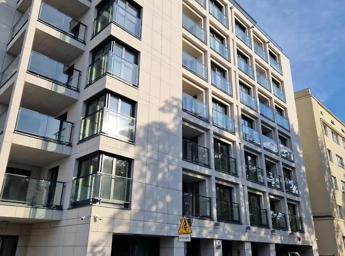 Center Zwierzyniecka Centrum, Targi, Mtp 24h Self Check-in, Parking Posen