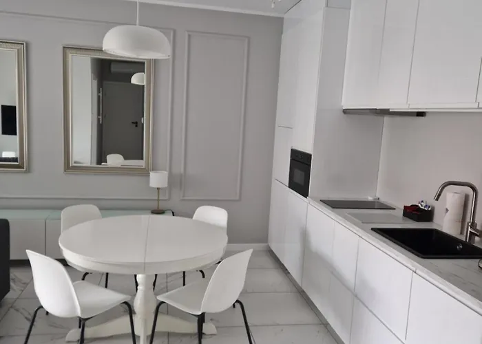 Center Zwierzyniecka Centrum, Targi, Mtp 24h Self Check-in, Parking Apartment Posen