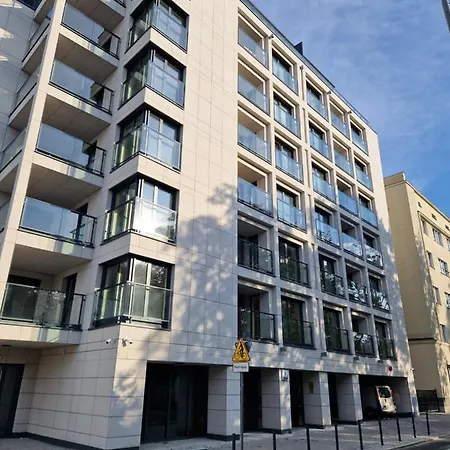 Center Zwierzyniecka Centrum, Targi, Mtp 24h Self Check-in, Parking Poznań